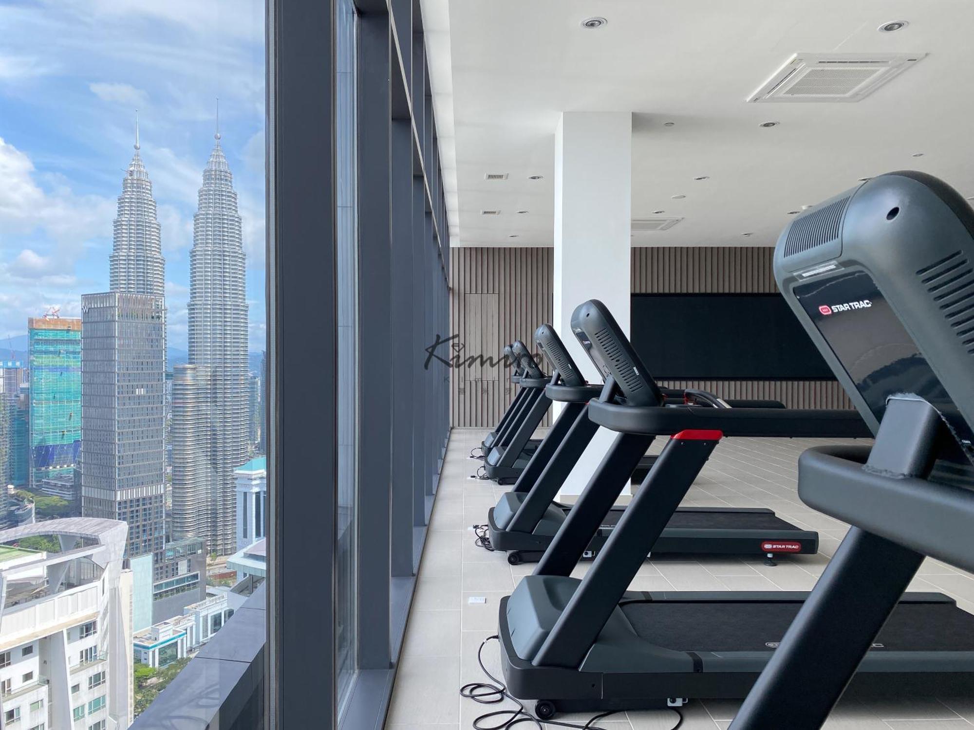 Apartment Face Kl Tower Klcc Pavilion By Kimiro *